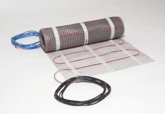 Danfoss Devimat DSVF-150 mata grzewcza 3,5m2 525W